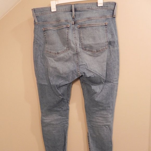 10" toothpick jean in Mykonos wash - Picture 3 of 4